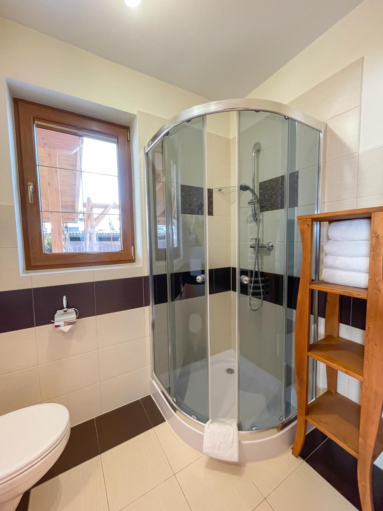 Apartamenty Trojaki Przy Termach - Banska Nizna Quarto foto